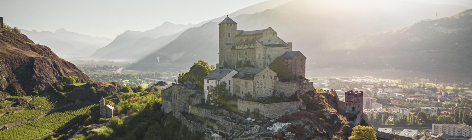 Bourg et Basilique de Valère © Musées d'histoire du Valais. Alain Amherd - Studio Vorben